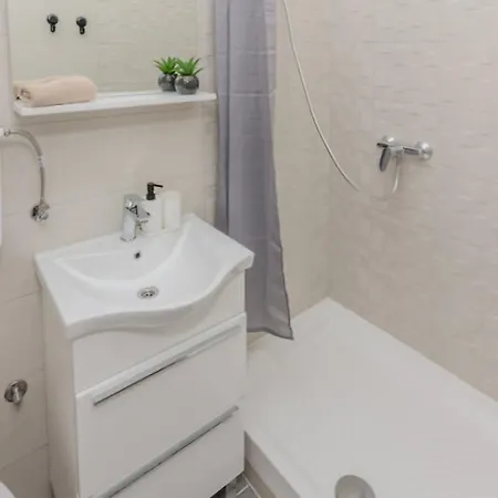 San Ray Apartament *