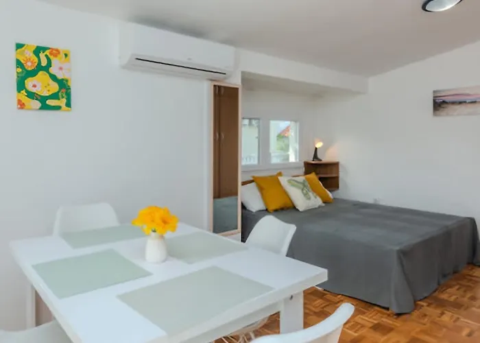 San Ray Apartament *